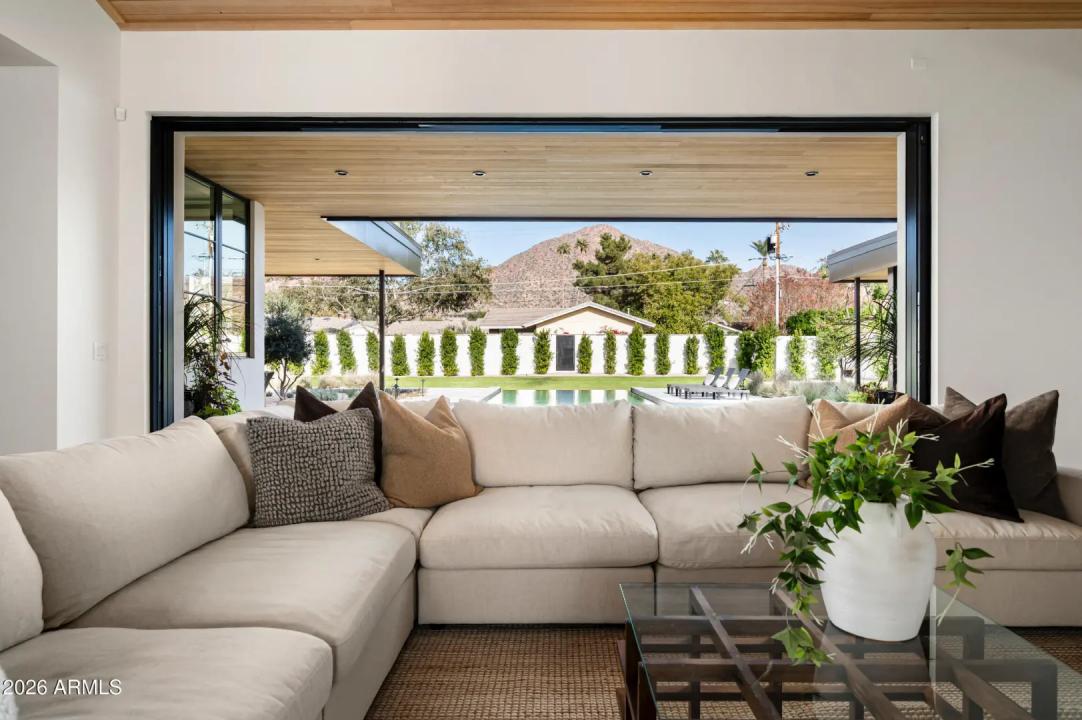 Real Estate Picture 17