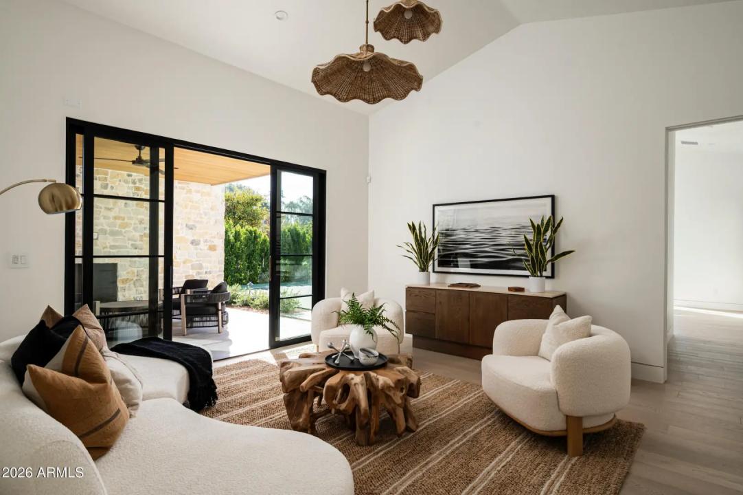 Real Estate Picture 55