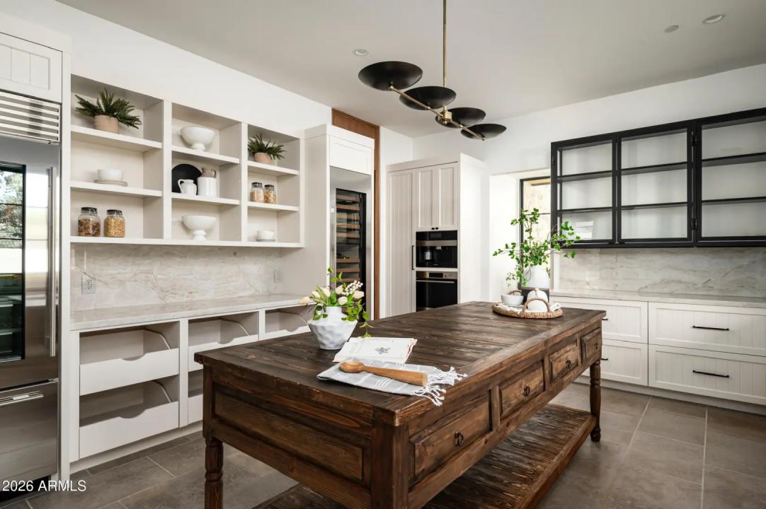 Real Estate Picture 27