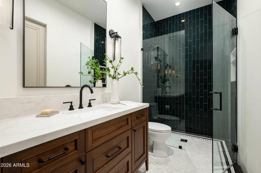 Real Estate Picture 46