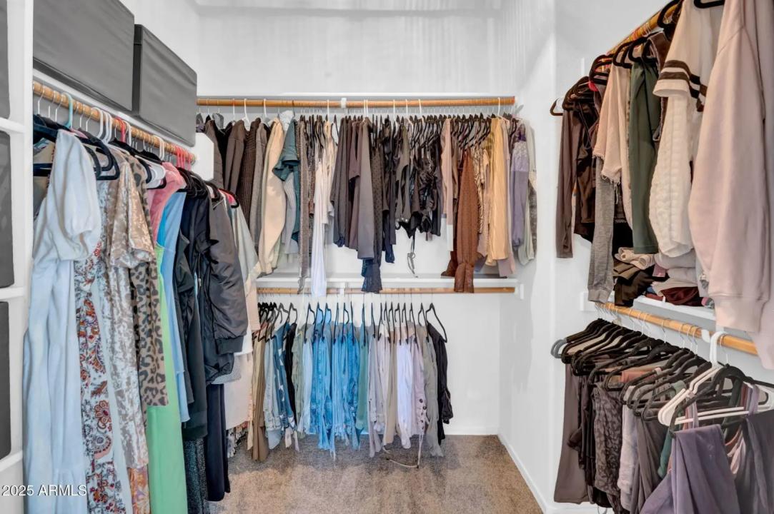 Real Estate Picture 9