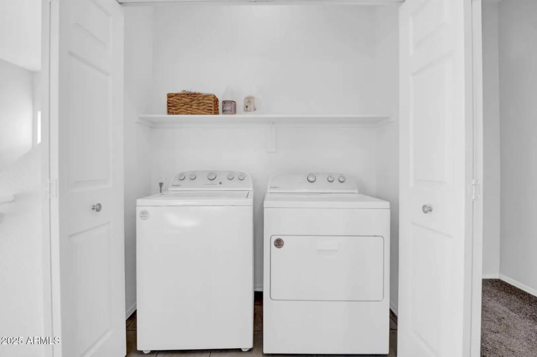 Real Estate Picture 14