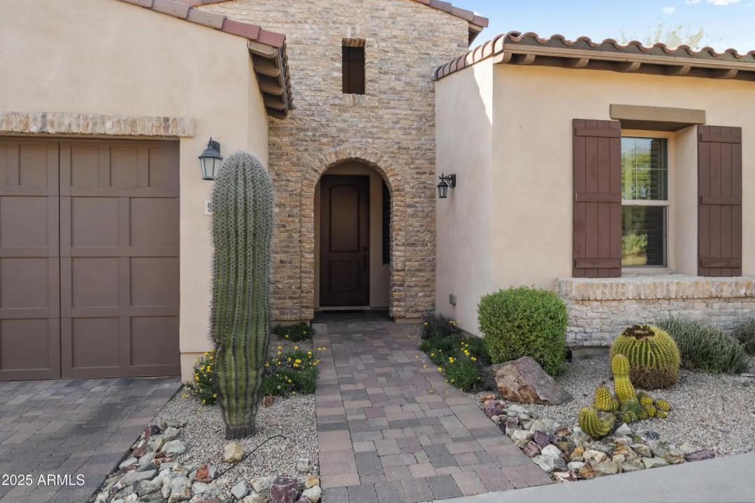 Real Estate Picture 1