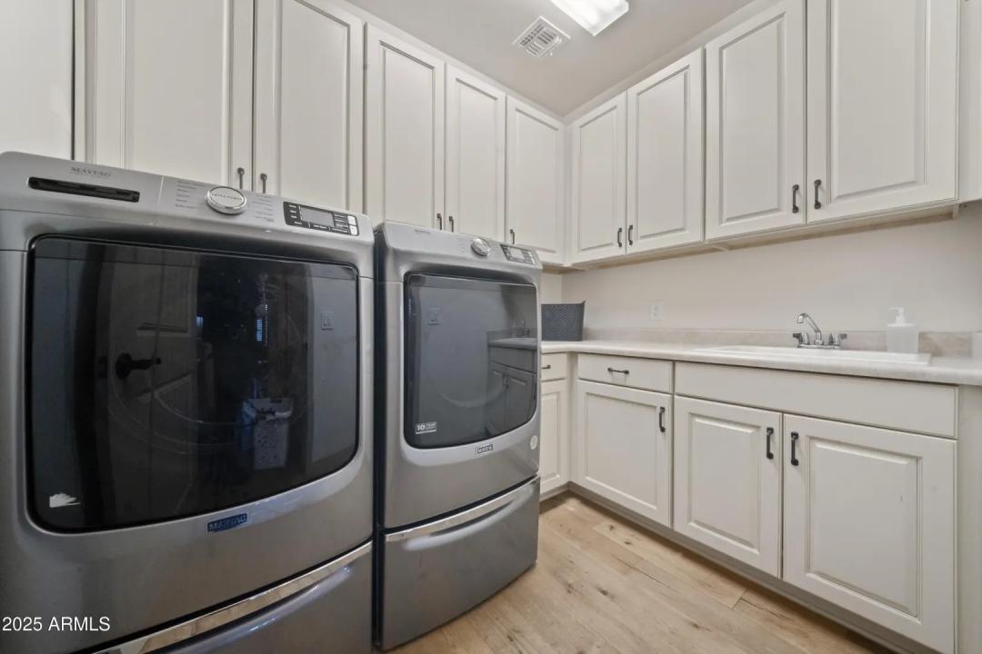 Real Estate Picture 17