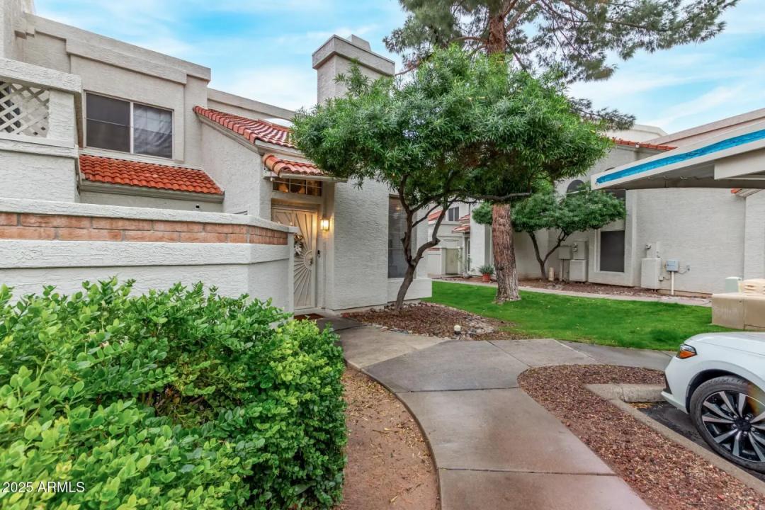 1717 E UNION HILLS Drive 1054 Phoenix AZ 85024