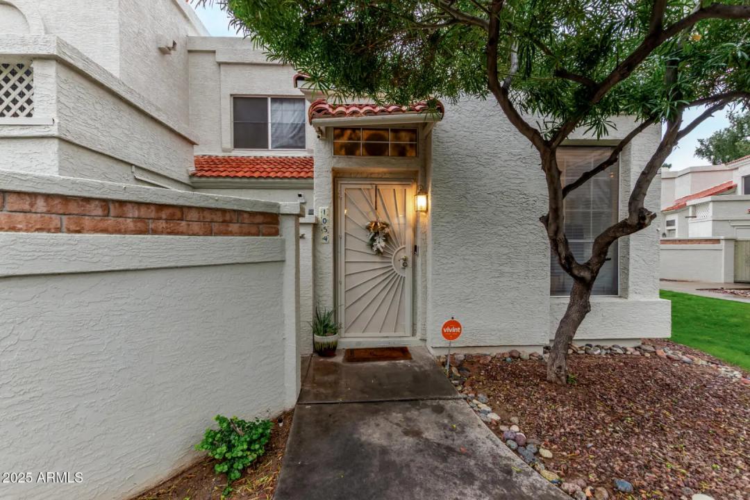 Real Estate Picture 2