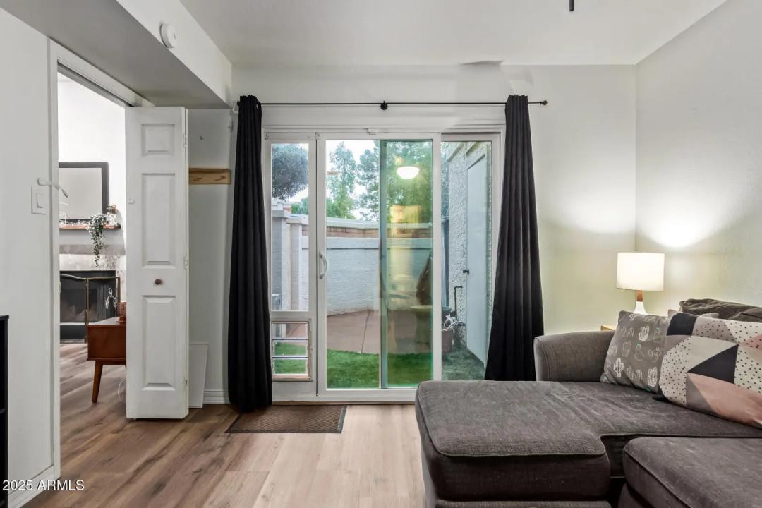 Real Estate Picture 19