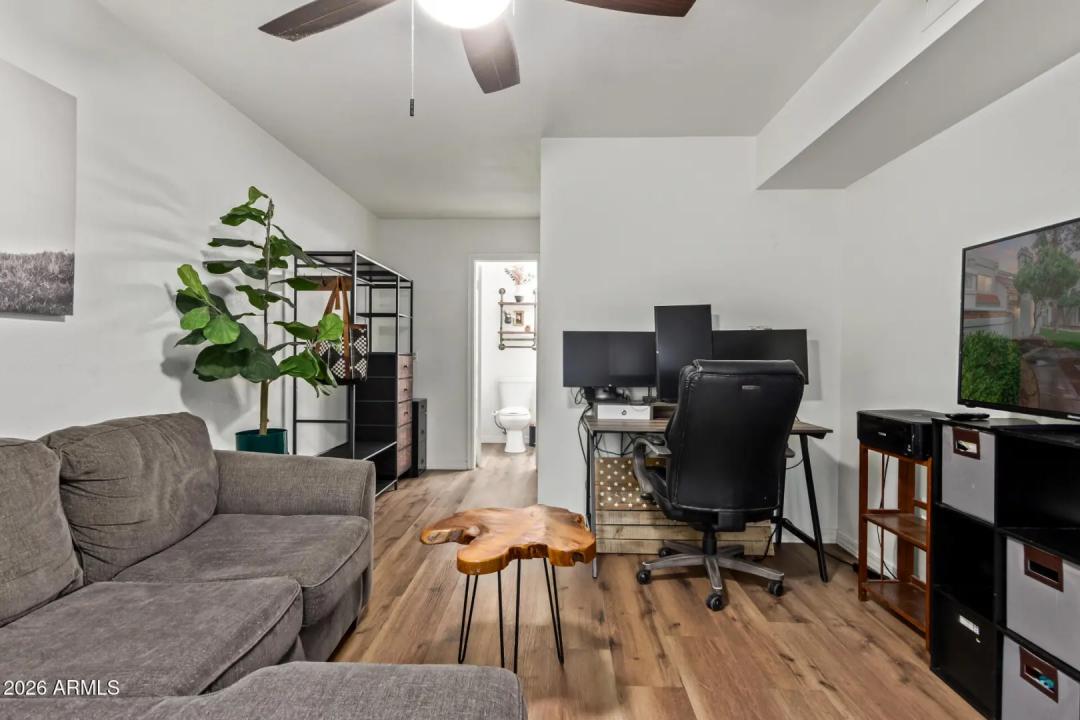 Real Estate Picture 20