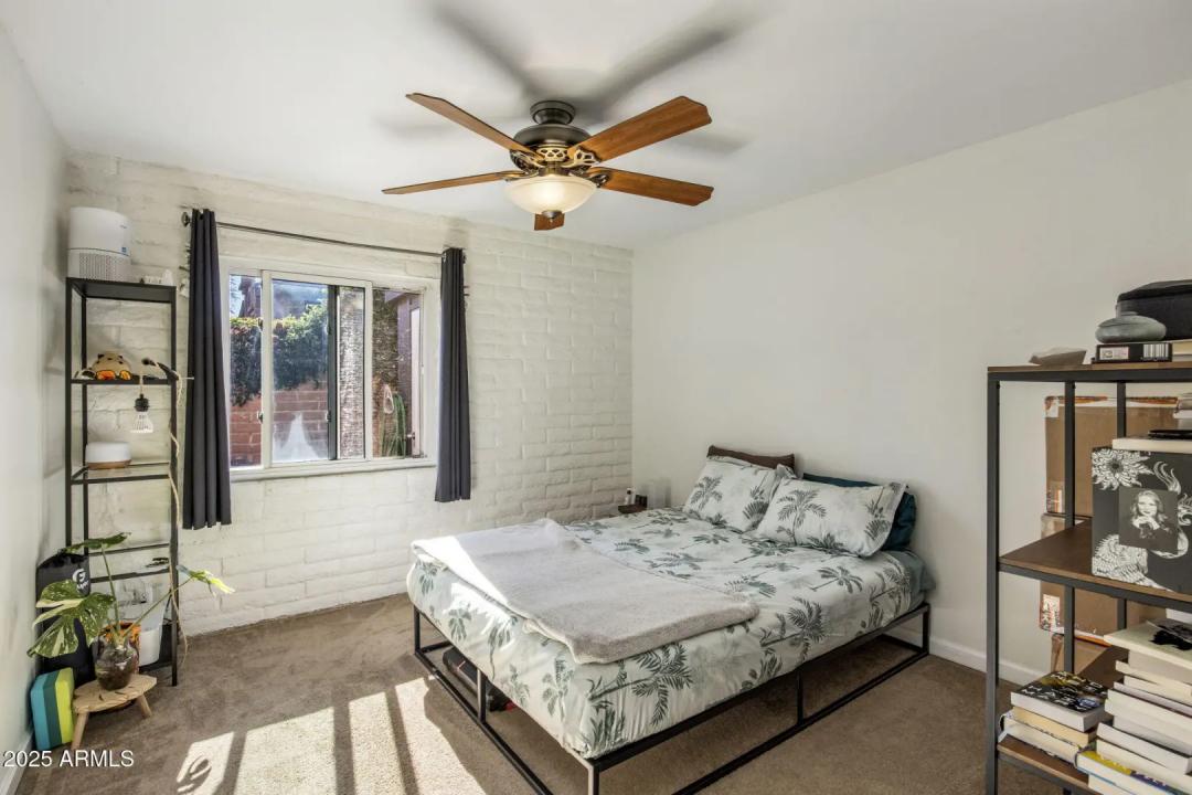 Real Estate Picture 10