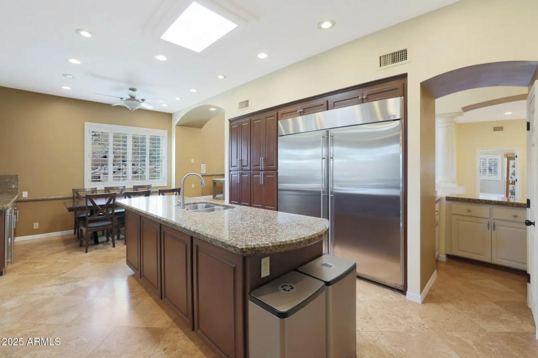 Real Estate Picture 10