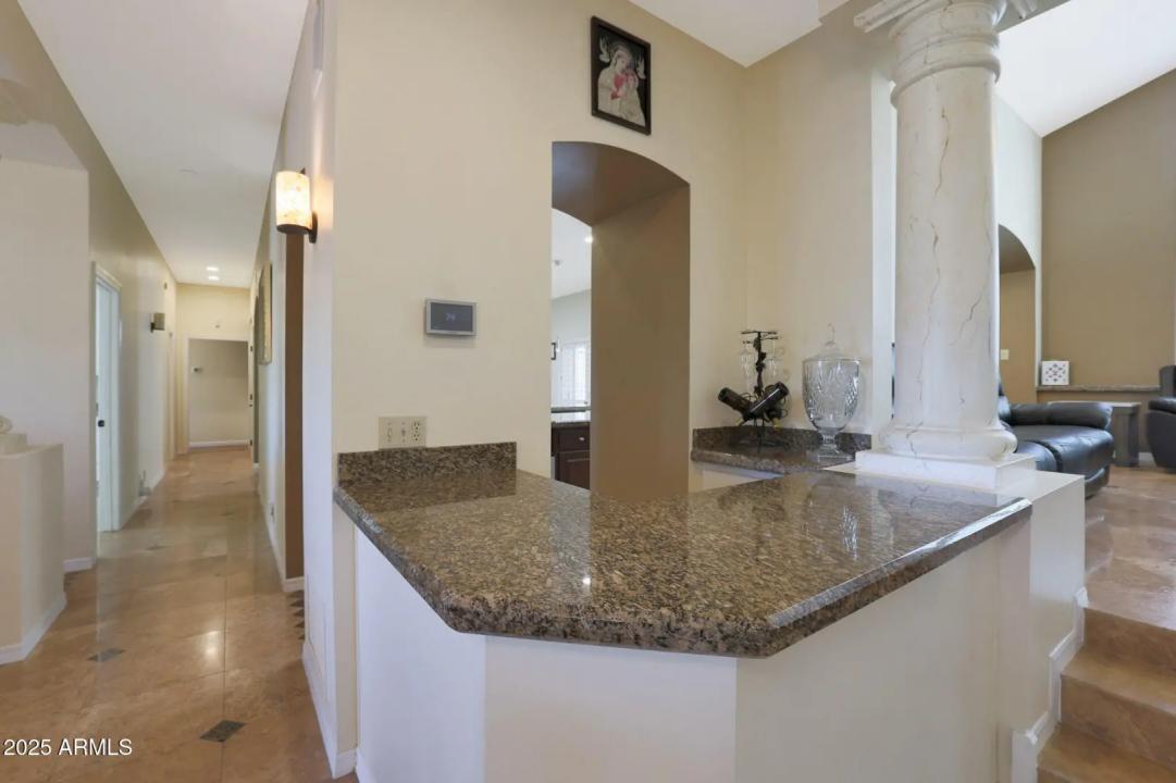 Real Estate Picture 7