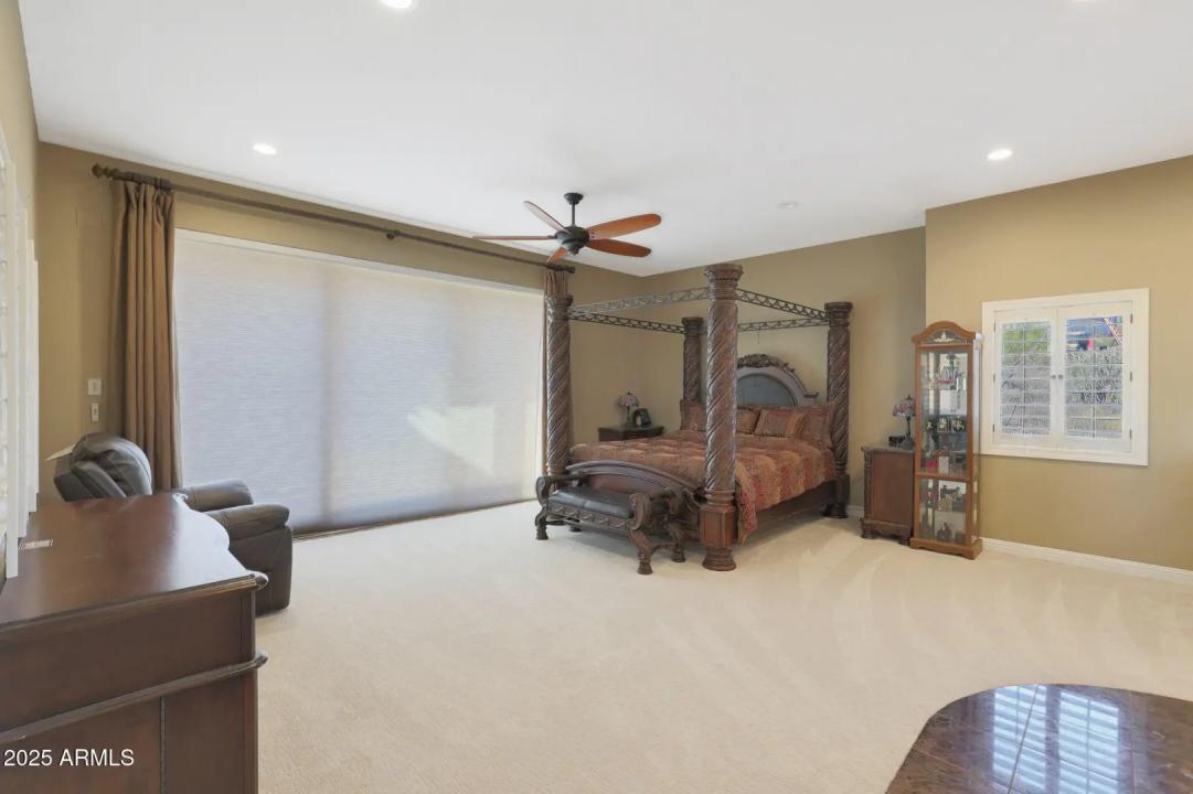 Real Estate Picture 16