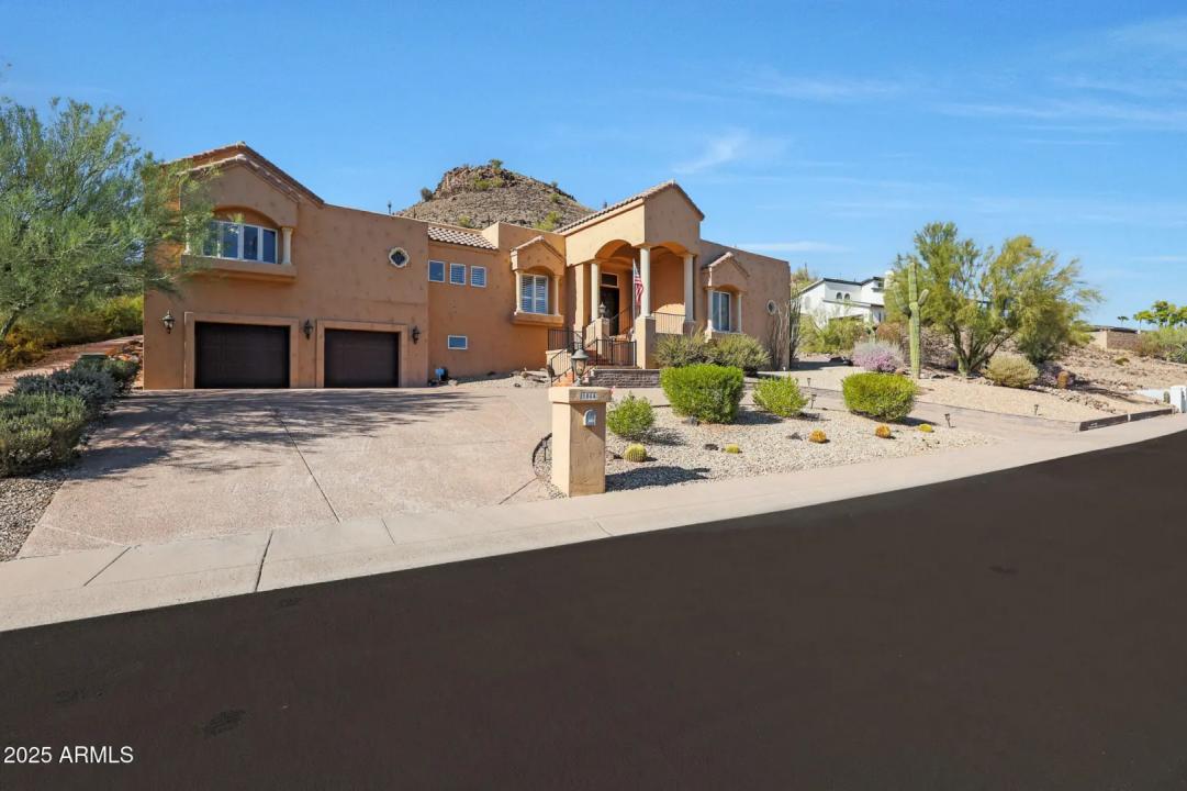 Real Estate Picture 4