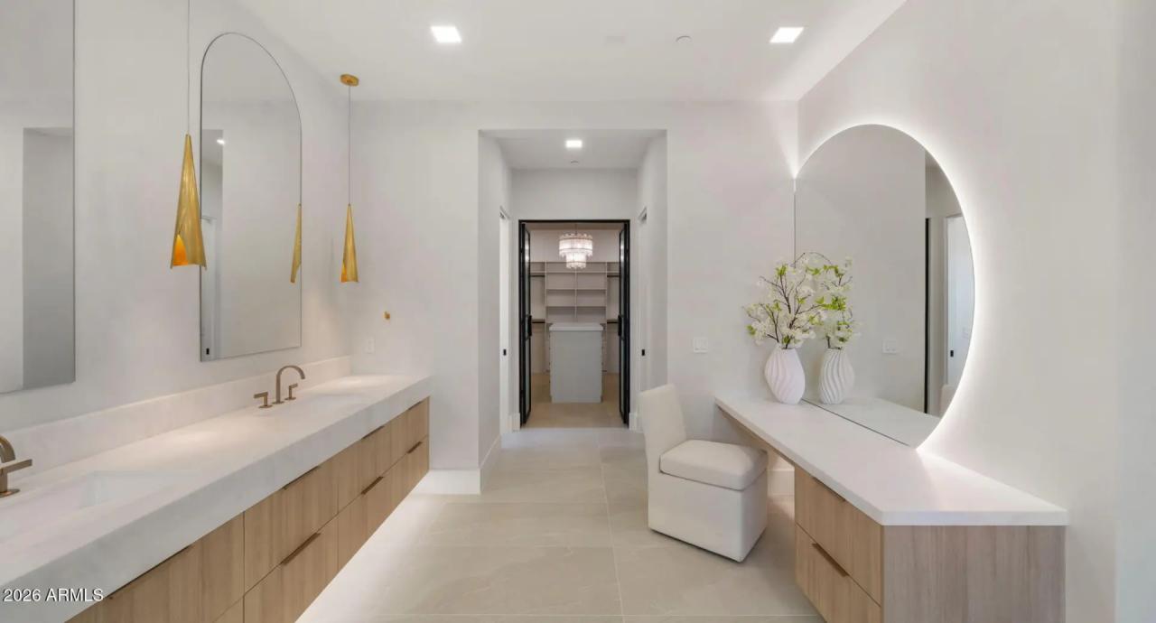 Real Estate Picture 45