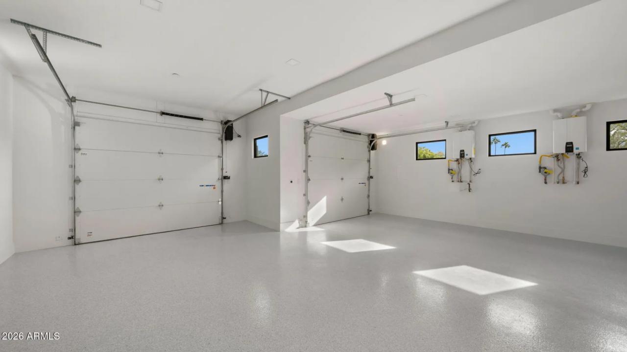 Real Estate Picture 64