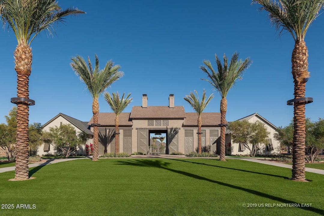 Real Estate Picture 33