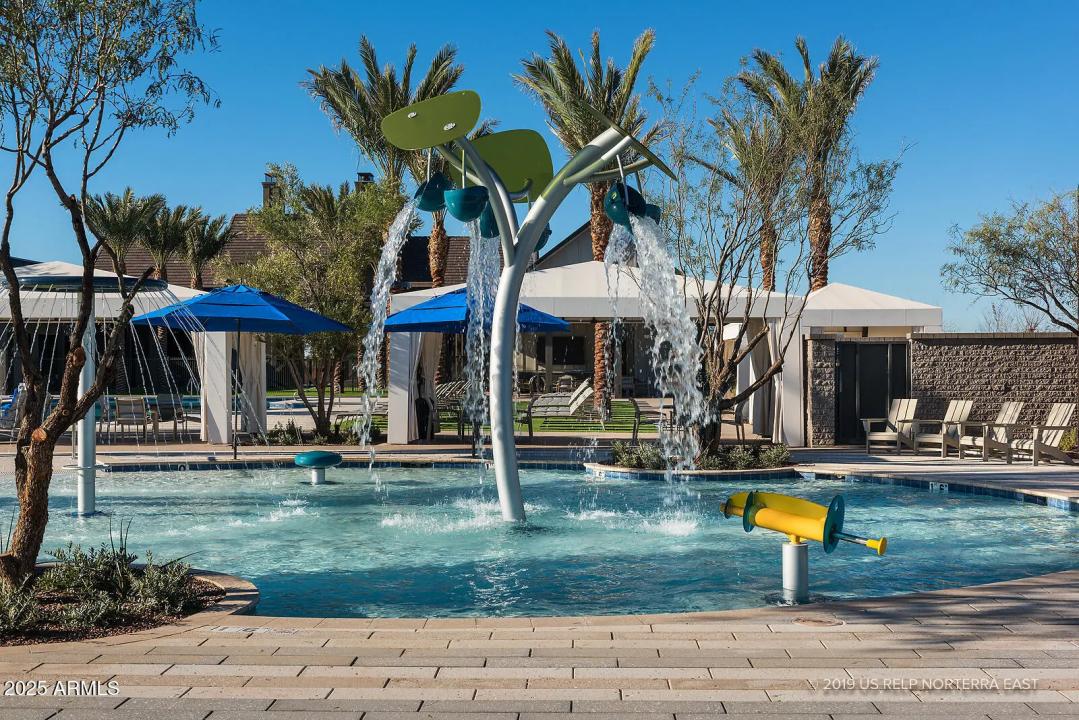 Real Estate Picture 44