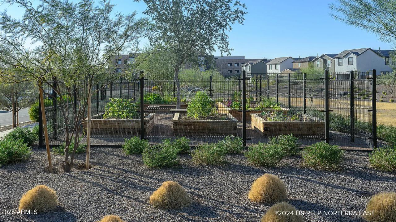 Real Estate Picture 80