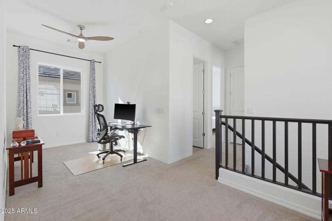 Real Estate Picture 16