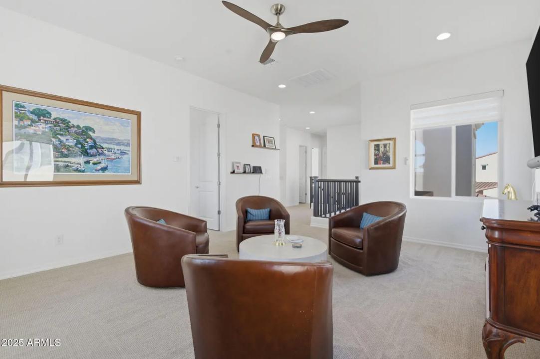 Real Estate Picture 17