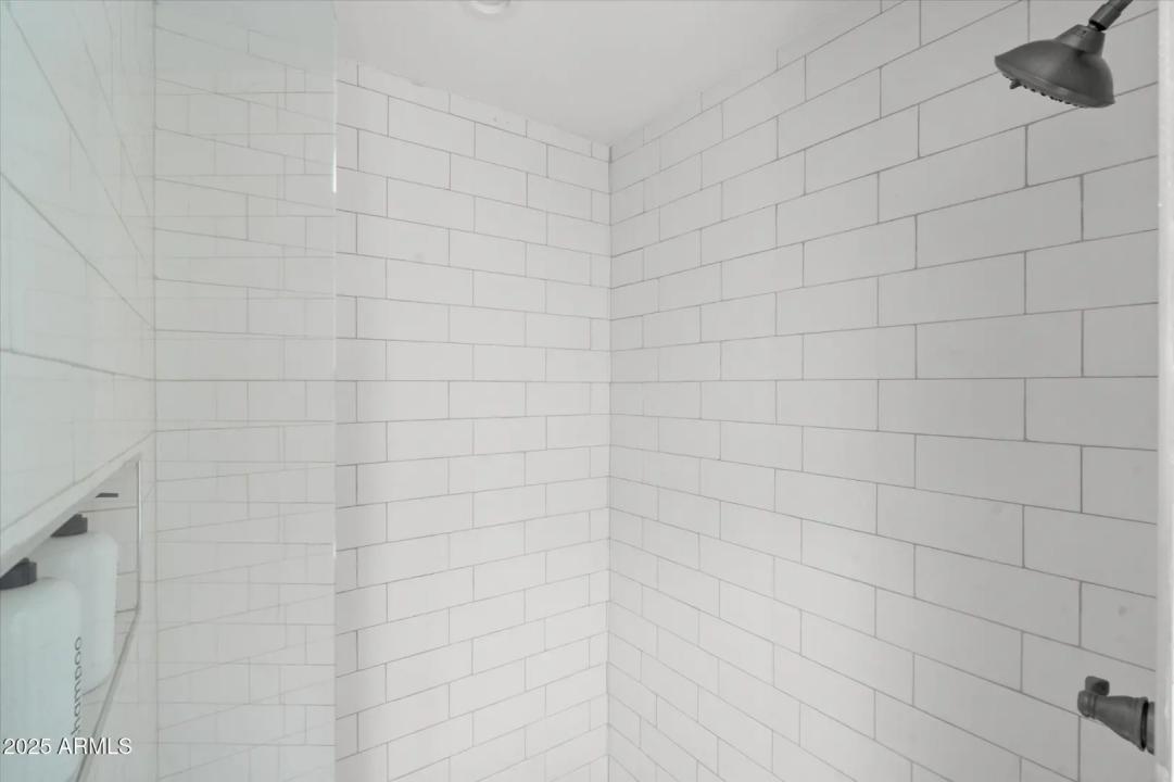 Real Estate Picture 29