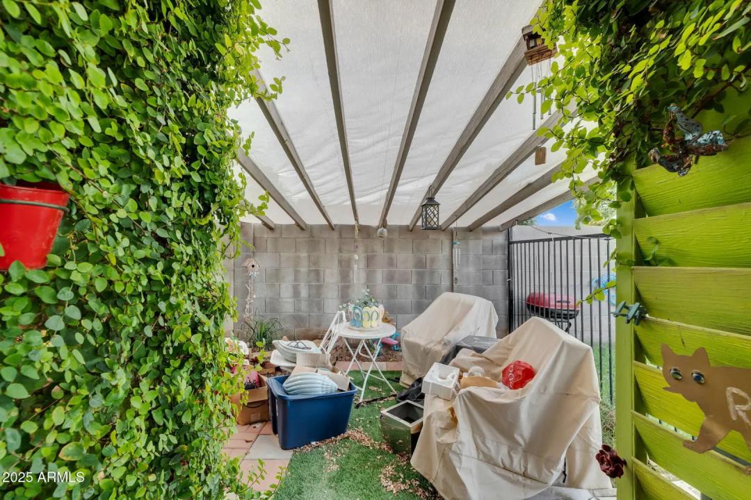 Real Estate Picture 20