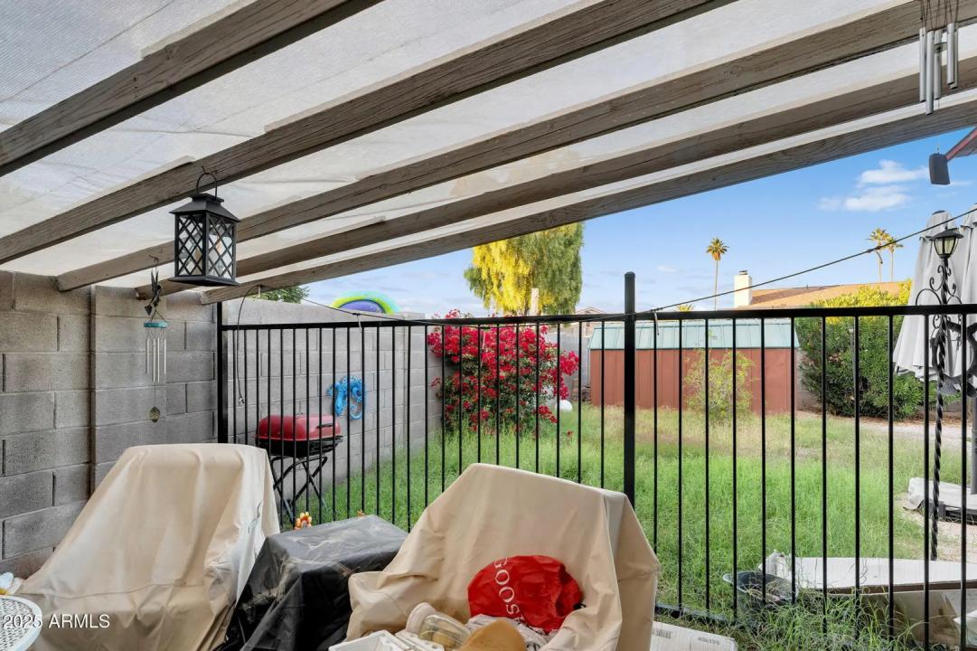 Real Estate Picture 21