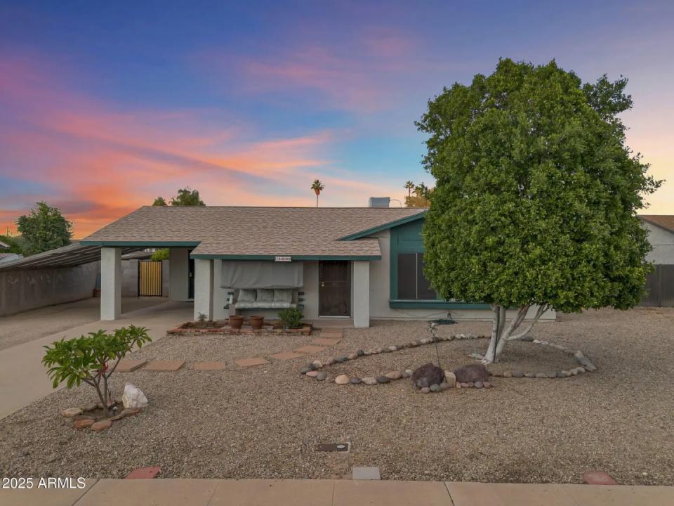 Real Estate Picture 4