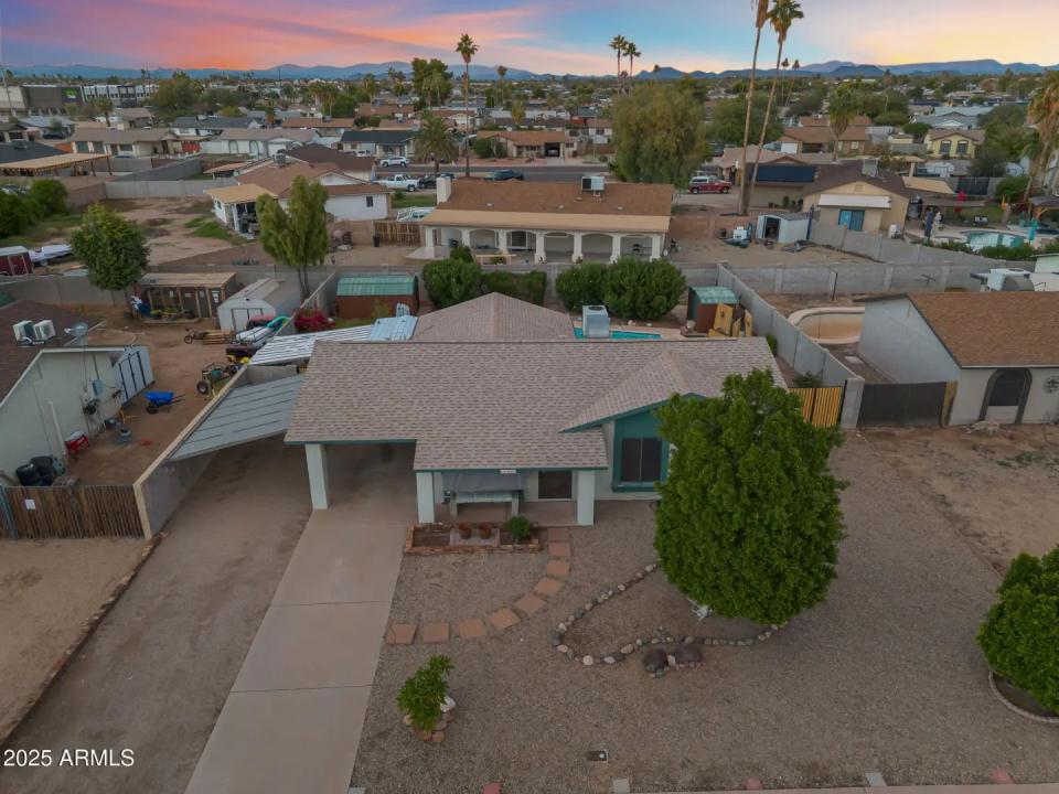 Real Estate Picture 29