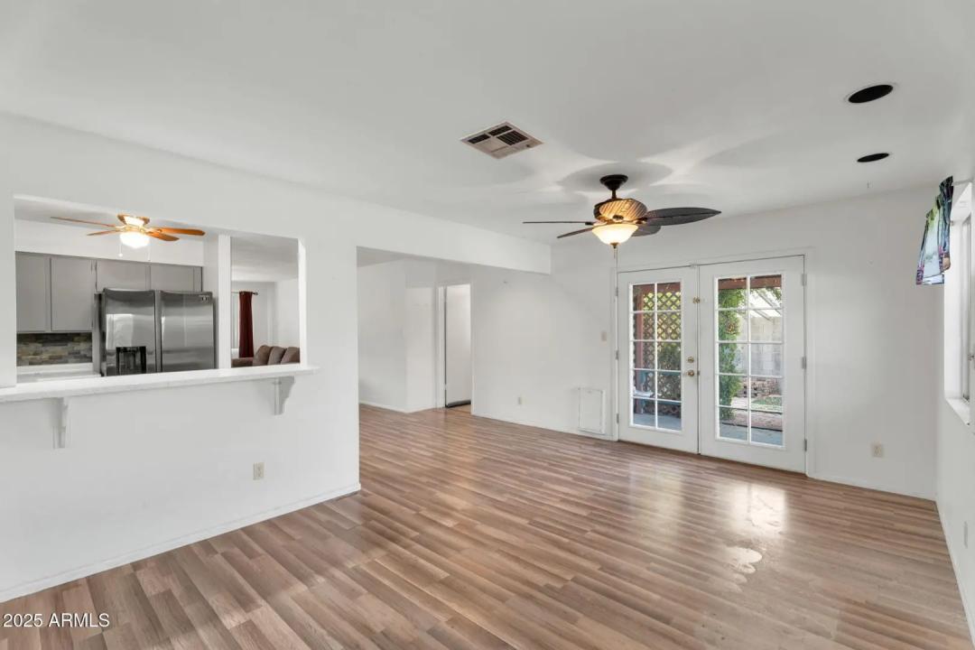 Real Estate Picture 2