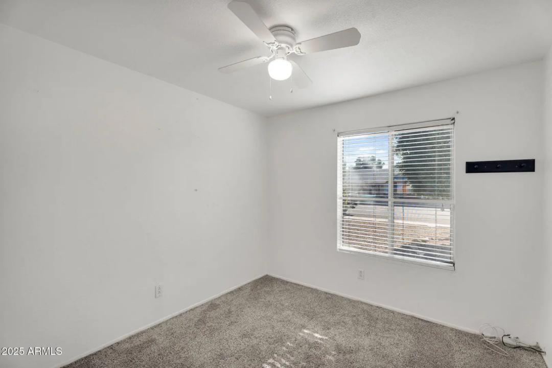 Real Estate Picture 29