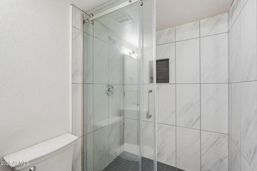 Real Estate Picture 13