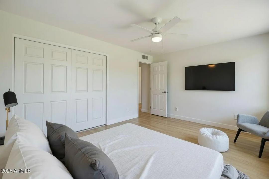 Real Estate Picture 15