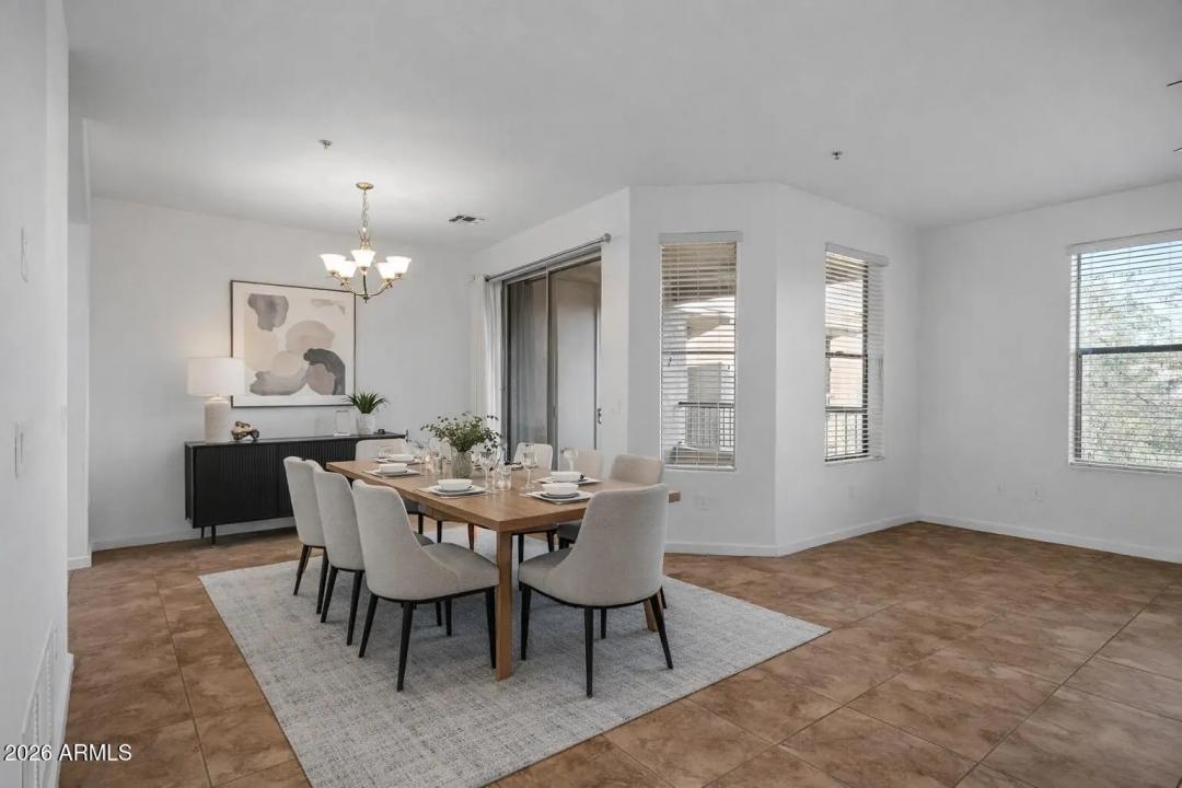 Real Estate Picture 6