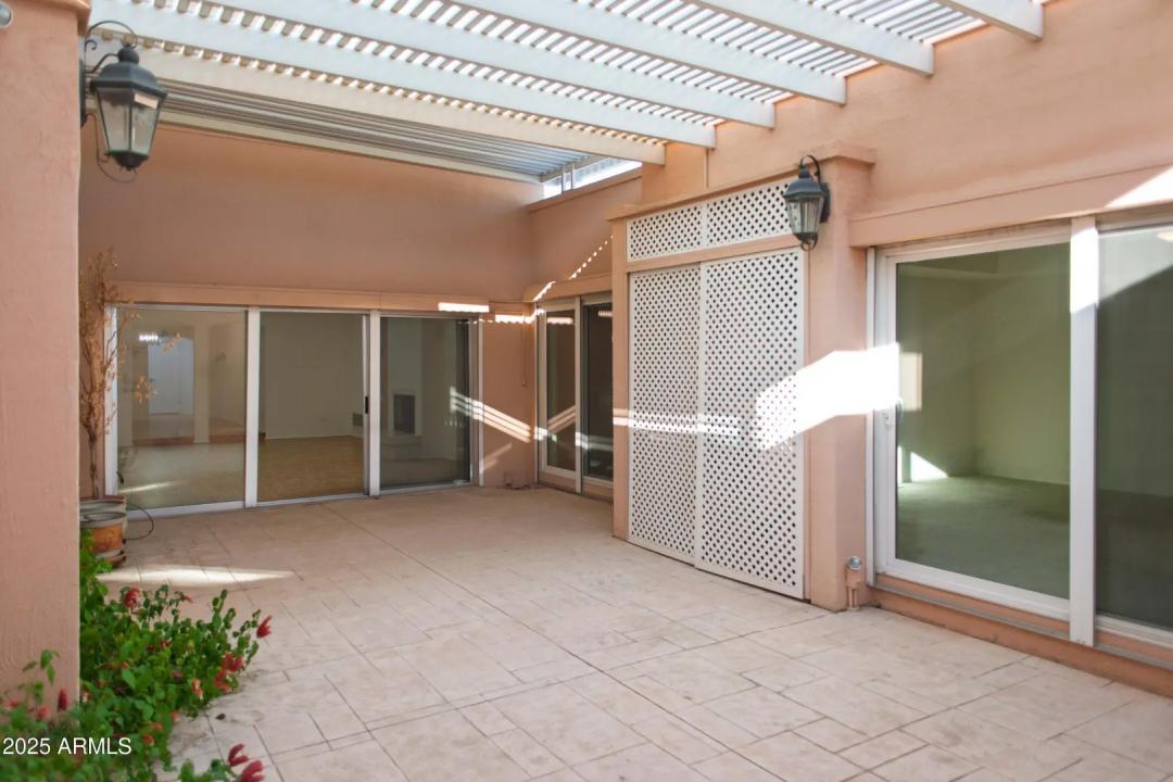 Real Estate Picture 16