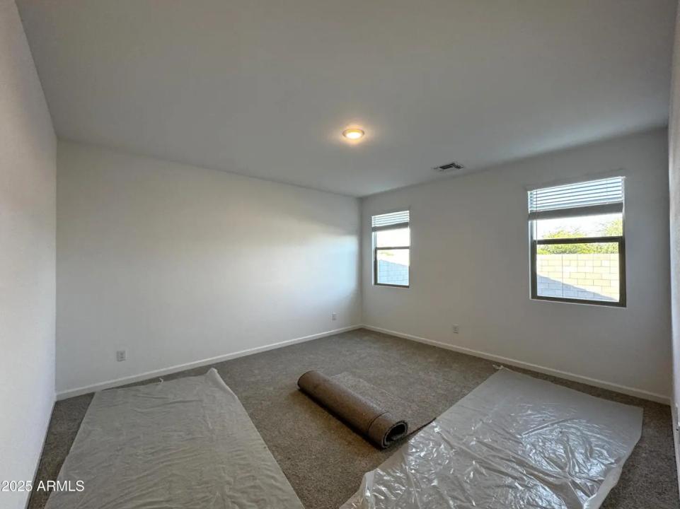 Real Estate Picture 16