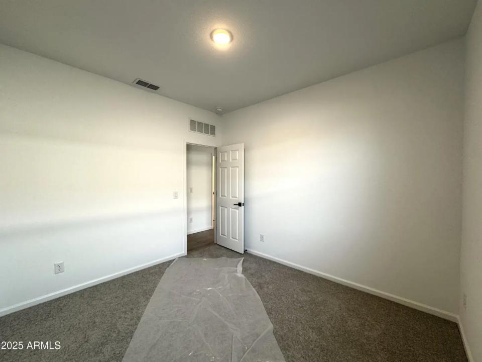 Real Estate Picture 27