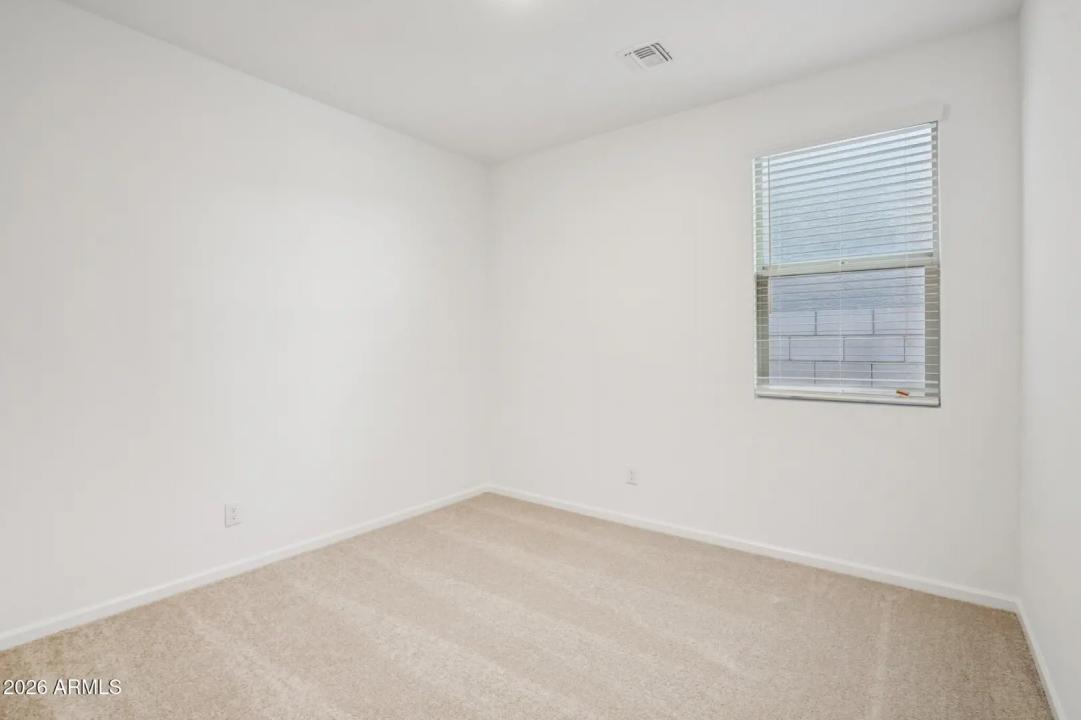 Real Estate Picture 17