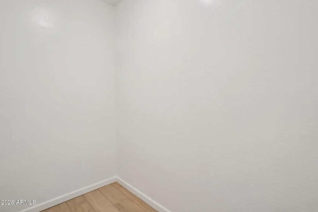 Real Estate Picture 19