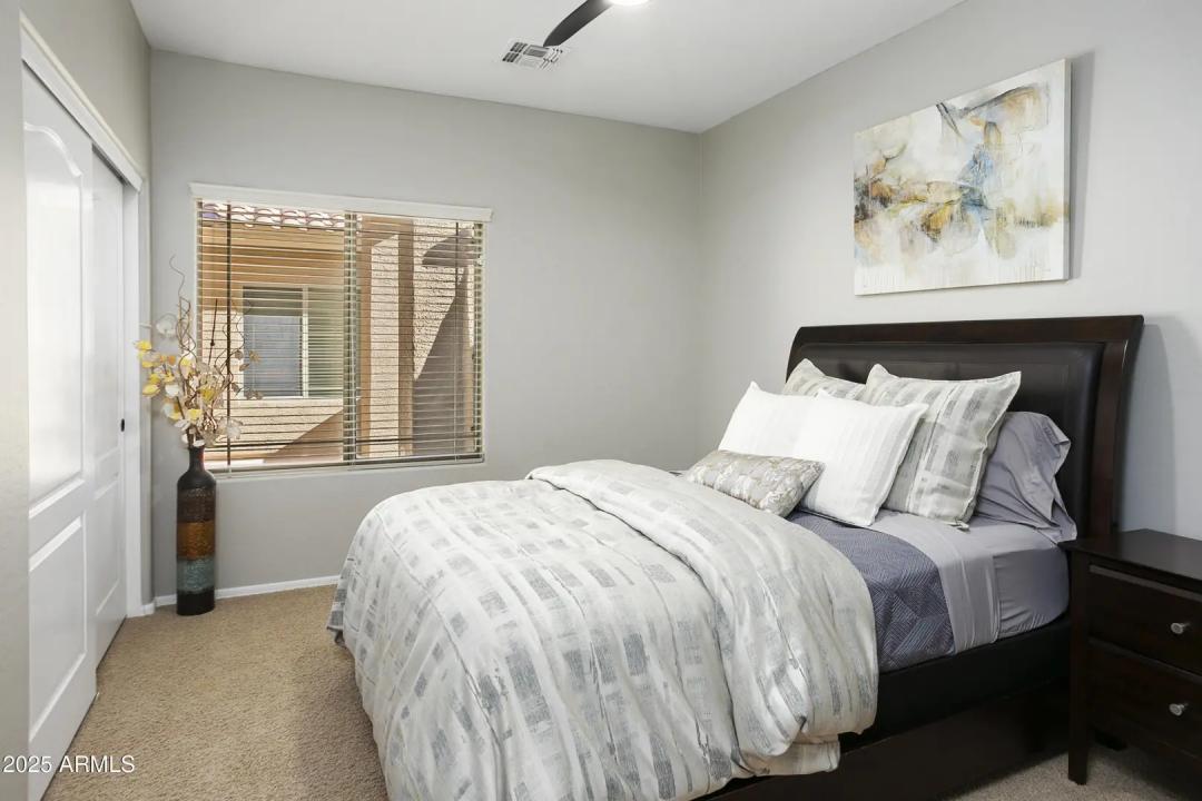 Real Estate Picture 25