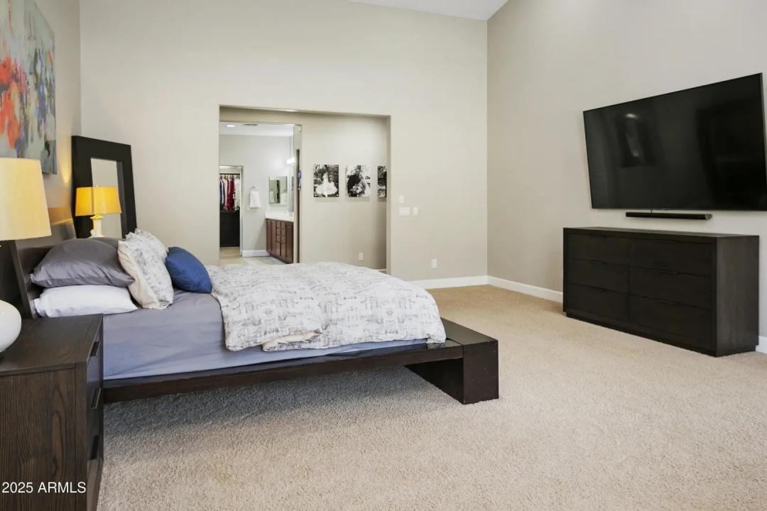 Real Estate Picture 32
