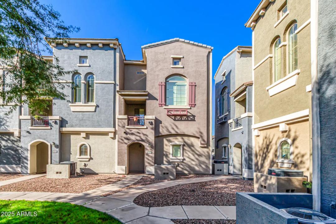 Real Estate Picture 1