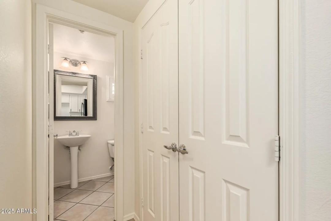 Real Estate Picture 13