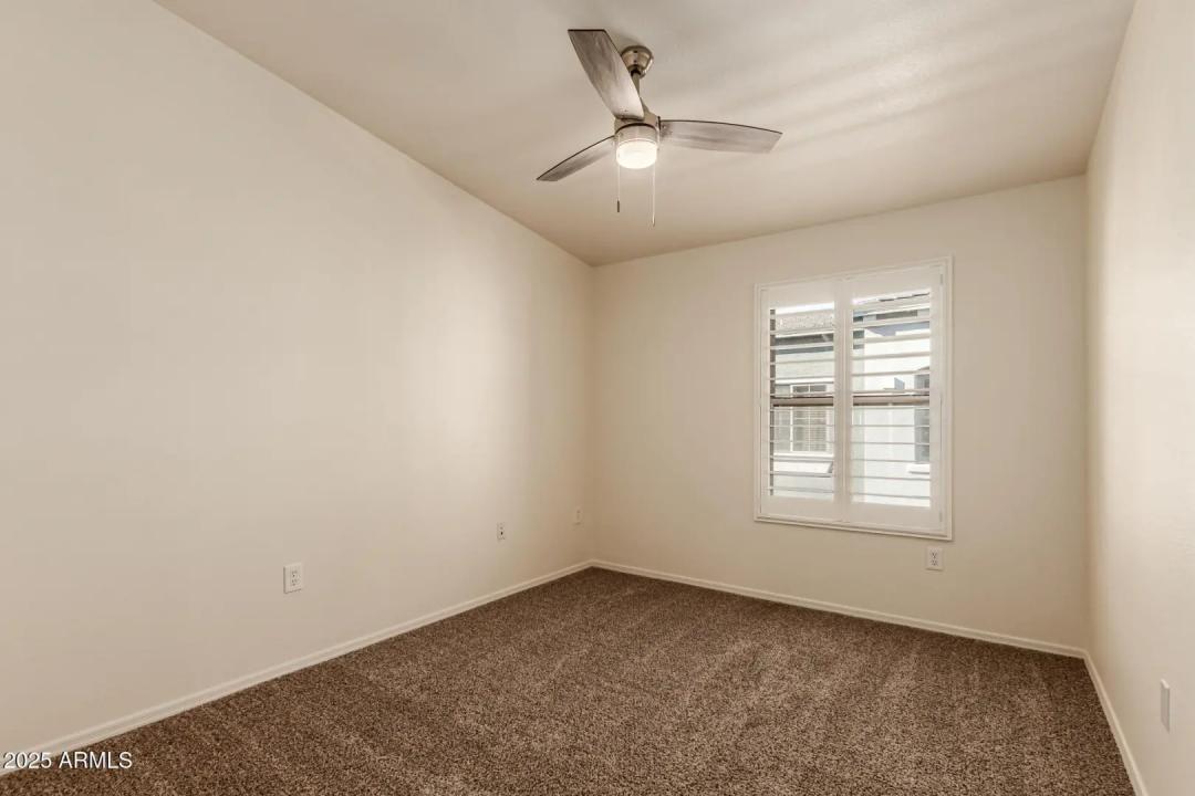 Real Estate Picture 26