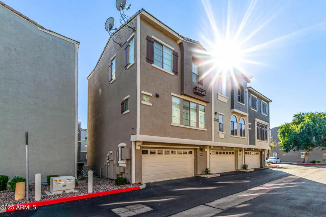 Real Estate Picture 34