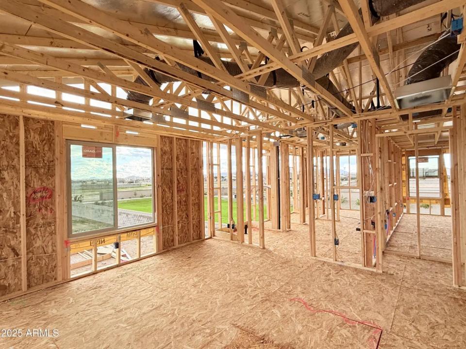 Real Estate Picture 6