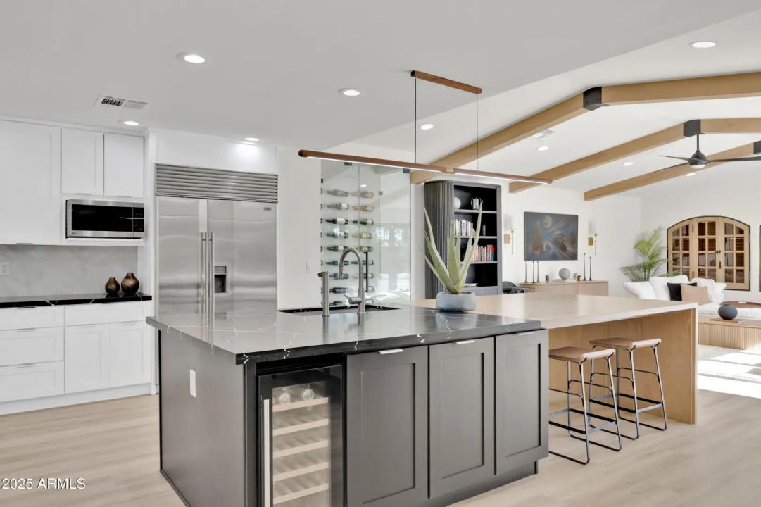 Real Estate Picture 20