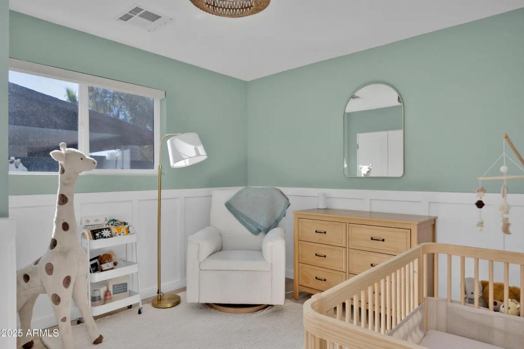 Real Estate Picture 26