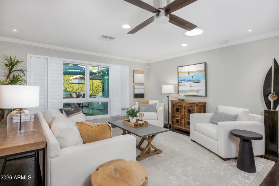 Real Estate Picture 15