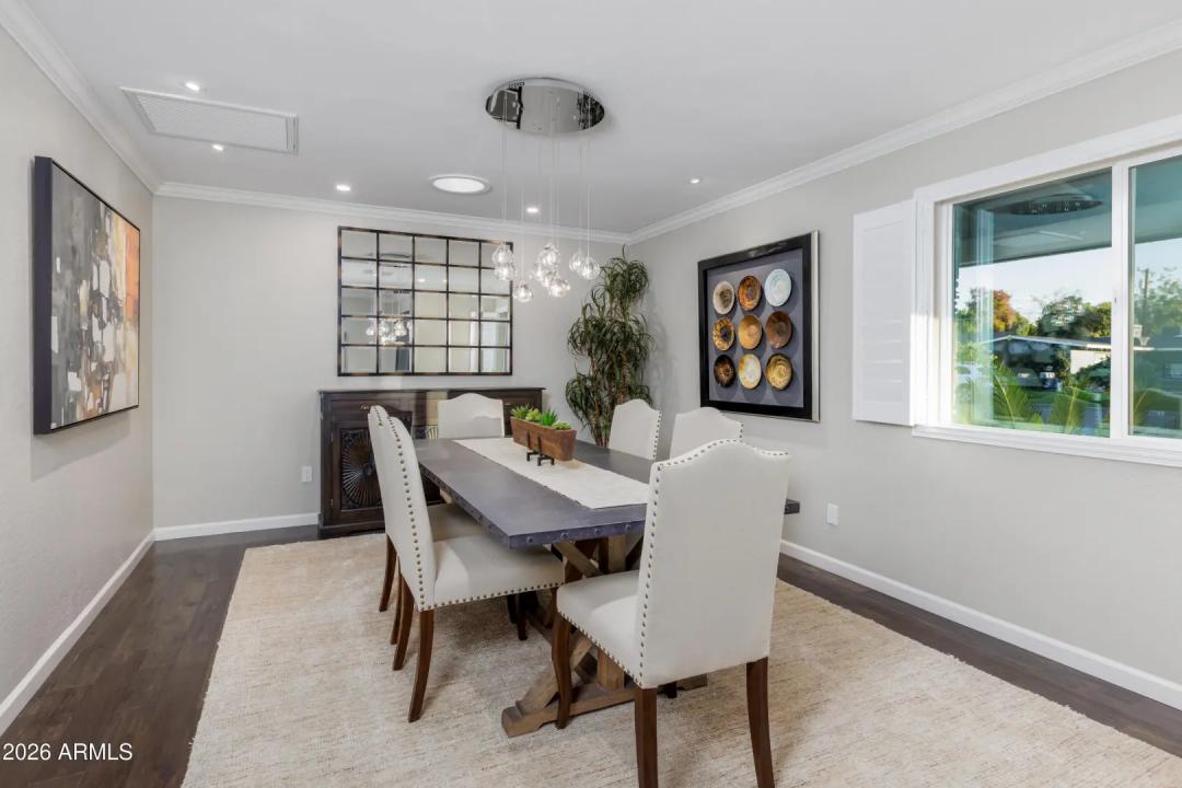 Real Estate Picture 20